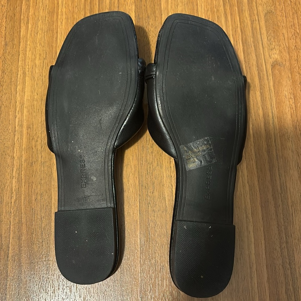 Express Black Sandals - Picture 3 of 4